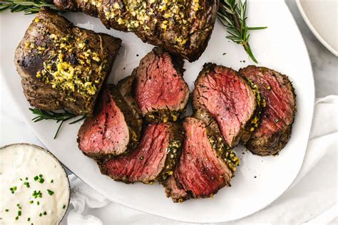 downshiftology beef tenderloin